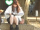 お座りお姉さん発見！！（ＦＨＤ）大変です！！パンツが見えてますよ９５